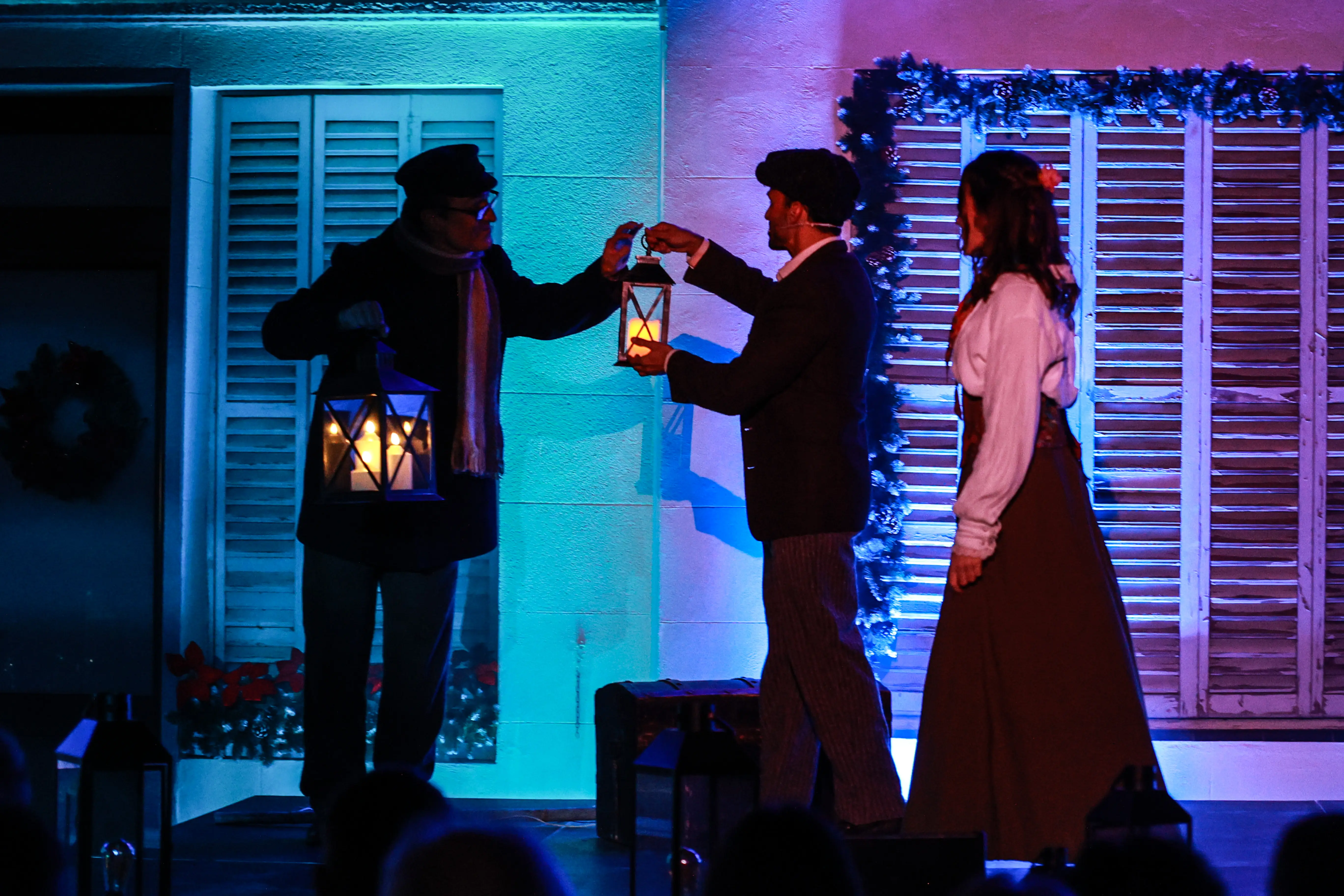 Espectacle de La Fanalera amb actors en escena